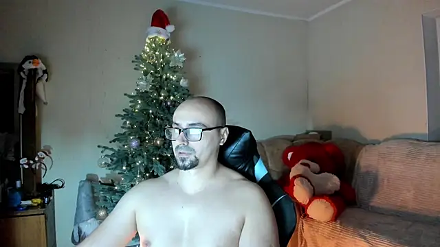 Snapshot of Gri_SH chatting on 12/15/25, 05:28 Gri SH online show from 12/15/25, 05:28