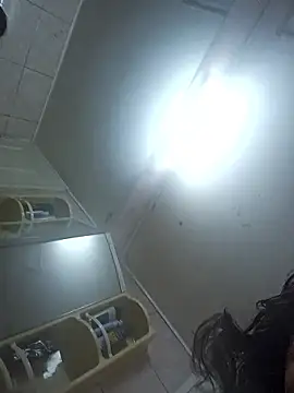 sklkeee05 online show from 10/02/25, 12:17