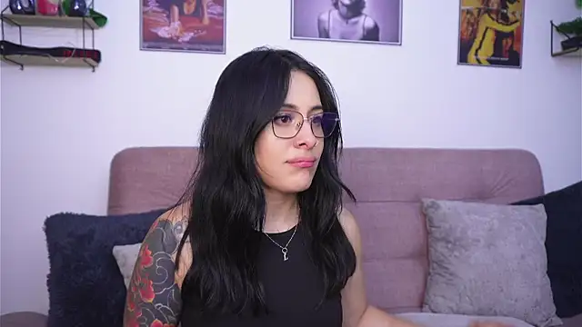 Snapshot of SophiieCumsx chatting on 06/24/26, 02:43 SophiieCumsx online show from 06/24/26, 02:43