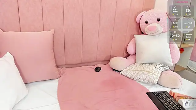 ayelen spacee online show from 11/28/25, 08:28