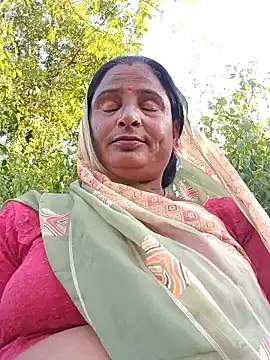 Snapshot of Mamta_cut25A chatting on 09/26/25, 10:52 Mamta cut25A online show from 09/26/25, 10:52