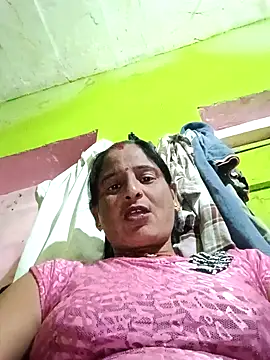 Snapshot of Mamta_cut25A chatting on 09/30/25, 01:16 Mamta cut25A online show from 09/30/25, 01:16