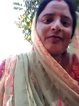 Snapshot of Mamta_cut25A chatting on 10/16/25, 11:00 Mamta cut25A online show from 10/16/25, 11:00