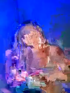 Snapshot of Goldenndoll chatting on 08/05/26, 03:42 Goldenndoll online show from 08/05/26, 03:42