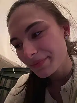 SophiiaStarr online show from 04/23/26, 07:16