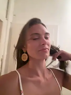 Snapshot of SophiiaStarr chatting on 07/03/26, 08:04 SophiiaStarr online show from 07/03/26, 08:04