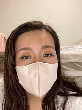 NATSUMI00 online show from 10/19/25, 05:52