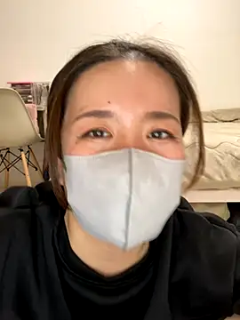 NATSUMI00 online show from 11/12/25, 03:34