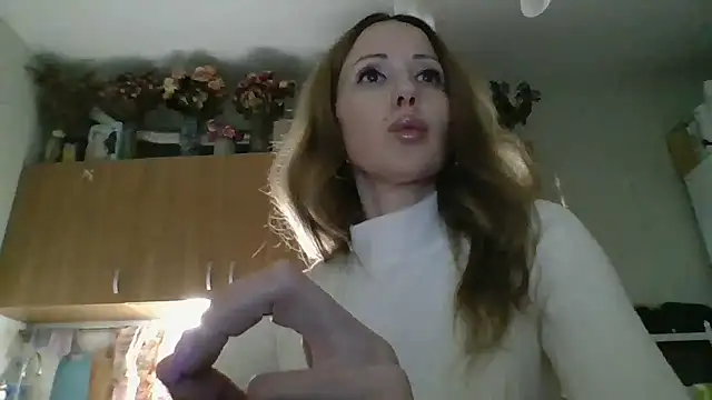 Snapshot of Tiluu1 chatting on 02/02/26, 09:24 Tiluu1 online show from 02/02/26, 09:24