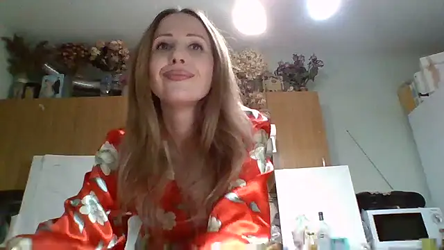 Snapshot of Tiluu1 chatting on 02/17/26, 08:48 Tiluu1 online show from 02/17/26, 08:48