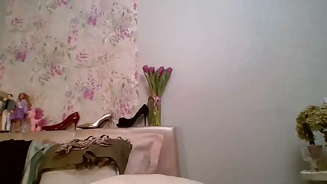 Snapshot of Tiluu1 chatting on 03/01/26, 07:27 Tiluu1 online show from 03/01/26, 07:27