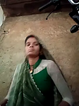 Snapshot of Punam_jindal chatting on 09/12/25, 02:11 Punam jindal online show from 09/12/25, 02:11