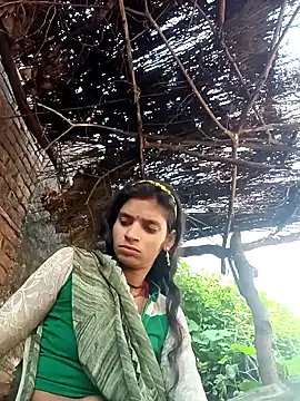 Snapshot of Punam_jindal chatting on 09/14/25, 04:11 Punam jindal online show from 09/14/25, 04:11