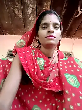 Snapshot of Punam_jindal chatting on 09/21/25, 10:50 Punam jindal online show from 09/21/25, 10:50