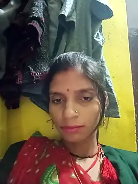 Snapshot of Punam_jindal chatting on 10/15/25, 12:55 Punam jindal online show from 10/15/25, 12:55