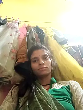 Snapshot of Punam_jindal chatting on 10/19/25, 04:57 Punam jindal online show from 10/19/25, 04:57