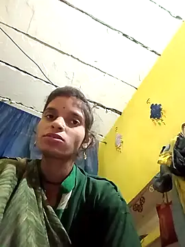 Snapshot of Punam_jindal chatting on 10/29/25, 03:42 Punam jindal online show from 10/29/25, 03:42