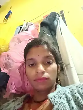 Snapshot of Punam_jindal chatting on 11/15/25, 04:10 Punam jindal online show from 11/15/25, 04:10