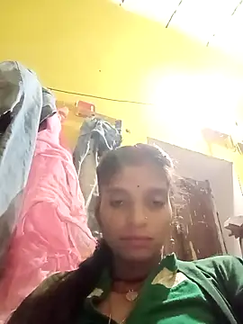 Snapshot of Punam_jindal chatting on 11/19/25, 03:01 Punam jindal online show from 11/19/25, 03:01