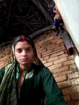 Snapshot of Punam_jindal chatting on 11/20/25, 03:07 Punam jindal online show from 11/20/25, 03:07