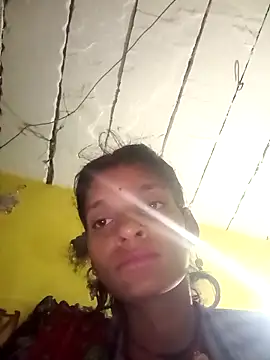 Snapshot of Punam_jindal chatting on 12/02/25, 11:11 Punam jindal online show from 12/02/25, 11:11