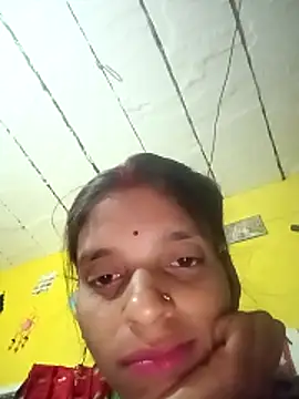 Snapshot of Punam_jindal chatting on 12/04/25, 02:59 Punam jindal online show from 12/04/25, 02:59