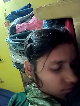 Snapshot of Punam_jindal chatting on 12/05/25, 03:20 Punam jindal online show from 12/05/25, 03:20