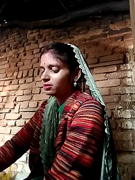 Snapshot of Punam_jindal chatting on 12/15/25, 03:33 Punam jindal online show from 12/15/25, 03:33