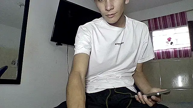 sam hottt online show from 10/15/25, 09:26