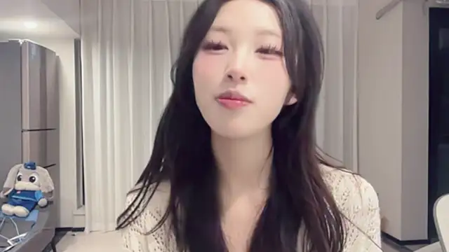 ZhaoZhao-ZM online show from 09/12/25, 02:06