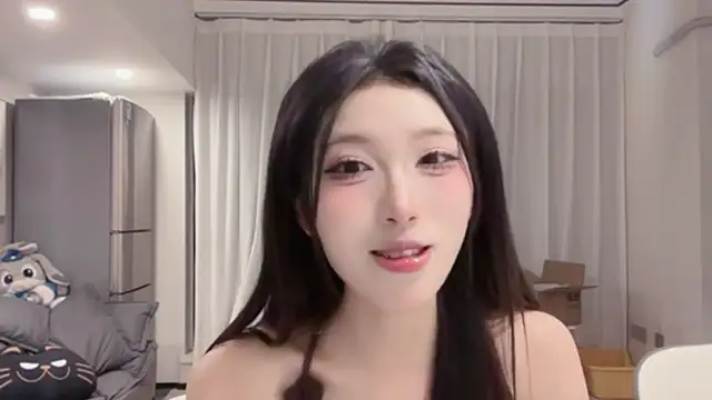 ZhaoZhao-ZM online show from 10/10/25, 12:26