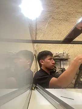 True Di online show from 10/27/25, 04:00