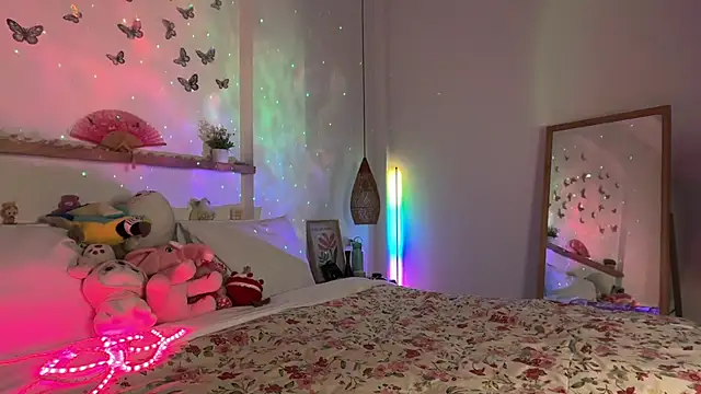 keirasworld online show from 05/27/26, 12:07