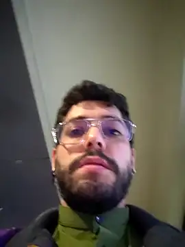 Snapshot of DanteWinter chatting on 12/19/25, 02:29 DanteWinter online show from 12/19/25, 02:29