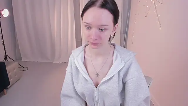 daily glam online show from 11/27/25, 12:40