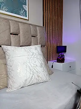 Tasha and Karl online show from 09/23/25, 03:09