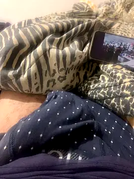 Snapshot of dicktime90 chatting on 11/27/25, 07:49 dicktime90 online show from 11/27/25, 07:49