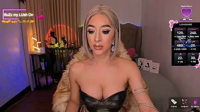Snapshot of Dream_Goddess chatting on 12/16/24, 01:11 Dream Goddess online show from 12/16/24, 01:11