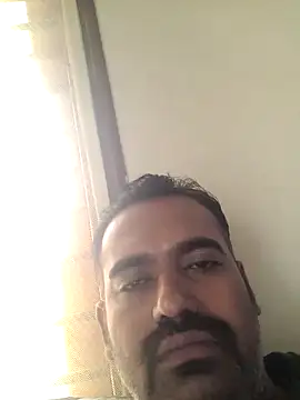 Snapshot of roshankakol chatting on 11/29/25, 04:37 roshankakol online show from 11/29/25, 04:37