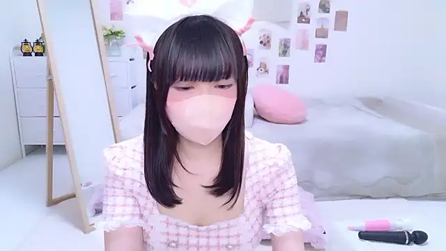 fumika f online show from 11/18/25, 02:28