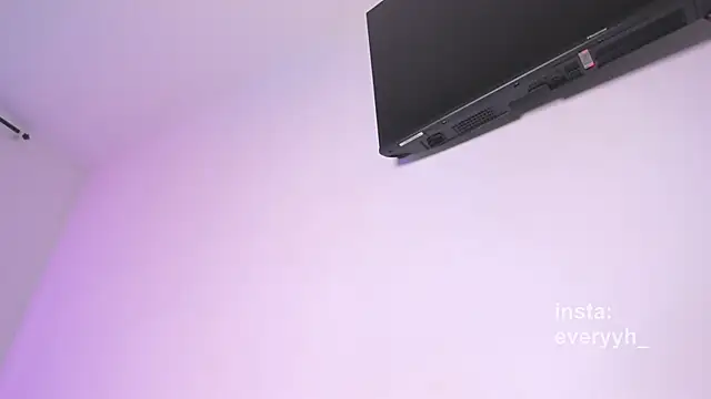 Sweet poetryy online show from 06/09/26, 10:32
