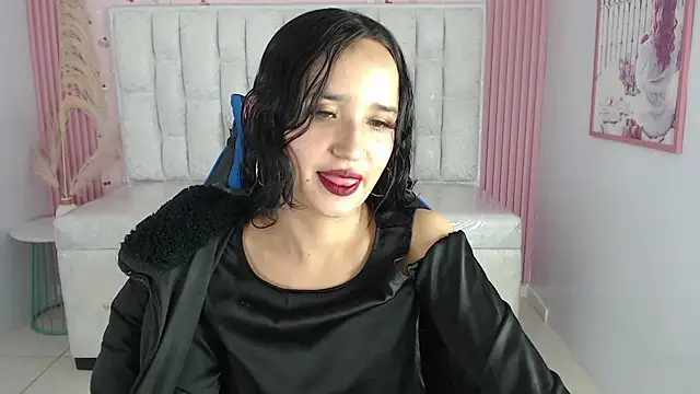 bella vibess s online show from 09/22/25, 08:22