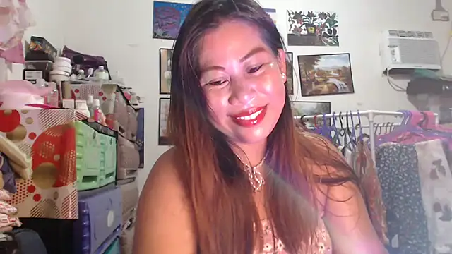 Snapshot of filipina_beauty chatting on 09/10/25, 07:03 filipina beauty online show from 09/10/25, 07:03