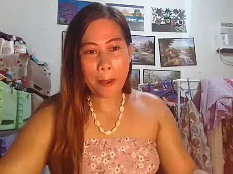 Snapshot of filipina_beauty chatting on 09/28/25, 05:51 filipina beauty online show from 09/28/25, 05:51