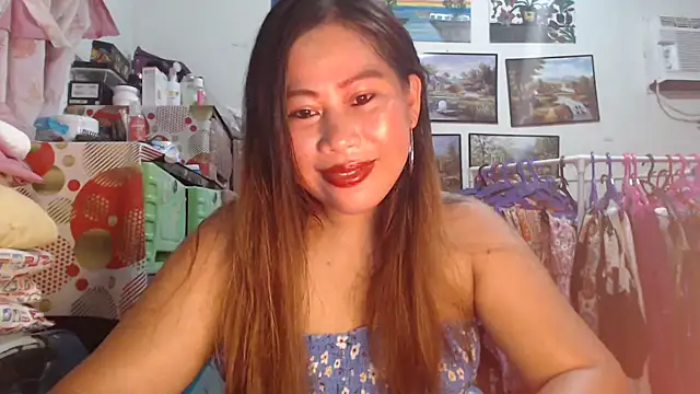 Snapshot of filipina_beauty chatting on 10/18/25, 05:25 filipina beauty online show from 10/18/25, 05:25