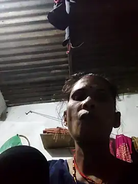 Snapshot of Love_bhabi chatting on 10/09/25, 03:32 Love bhabi online show from 10/09/25, 03:32