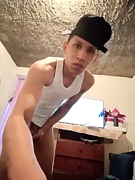 Darvin3312 online show from 07/23/26, 04:10