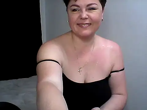 EllaLove2277 online show from 11/25/25, 06:13