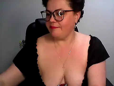 EllaLove2277 online show from 02/24/26, 06:50