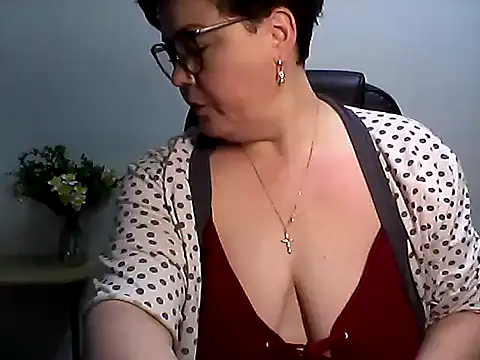 EllaLove2277 online show from 04/17/26, 04:15